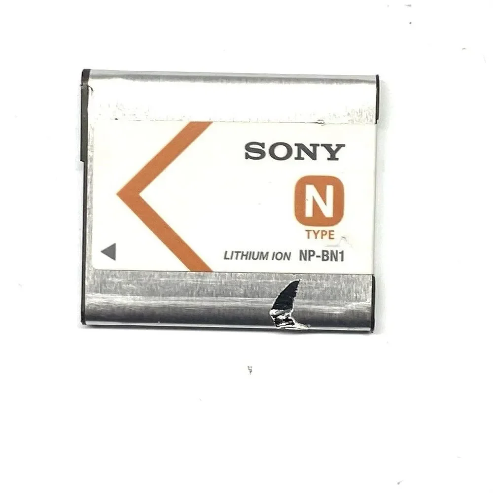 Sony Cybershot Camera DSC-W310 12.1 MP Black Digital Battery Charger 4GB SD Card
